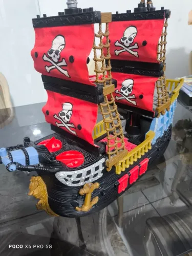Navío pirata imaginext Fischer price.