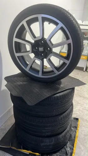 Vendo 4 jogo de Rodas com pneus - 195/40/17