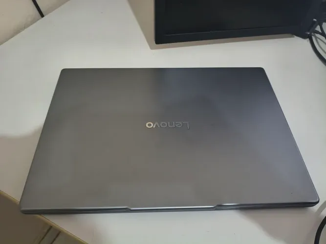 Notebook Lenovo IdeaPad Slim 3 15IRH10 Intel Core i7-13620H 24GB 512GB SSD Windows 11