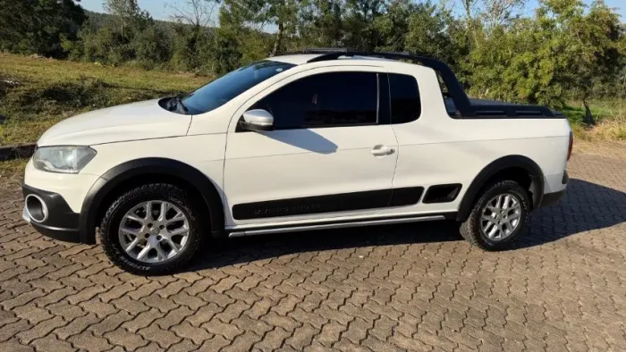 Volkswagen Saveiro Cross 1.6 MI Total Flex 8V CE 2014
