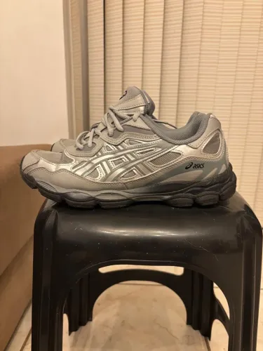 Asics Gel NYC 41