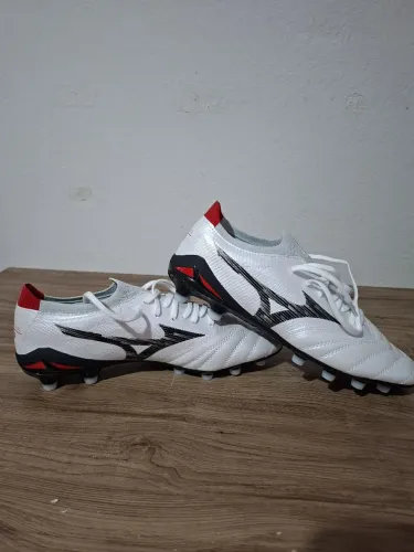 Chuteira de Campo Mizuno Morelia NOVA