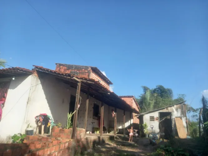 Vendo casa(tipo chácara)