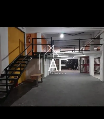 Oportunidade Galpão/Prédio para Venda na Brasilãndia, 2 vagas de garagem, 800 m²