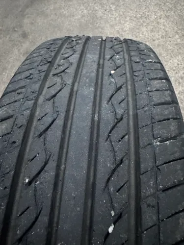 Pneu Aro 15 185/60