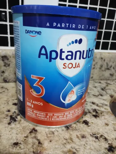 Vendo 5 latas de leite de soja