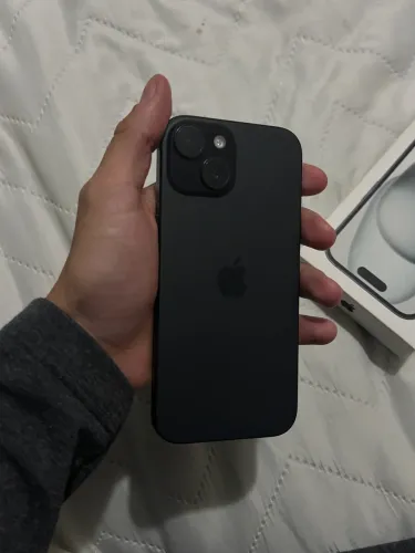 iPhone 15 128gb Usado