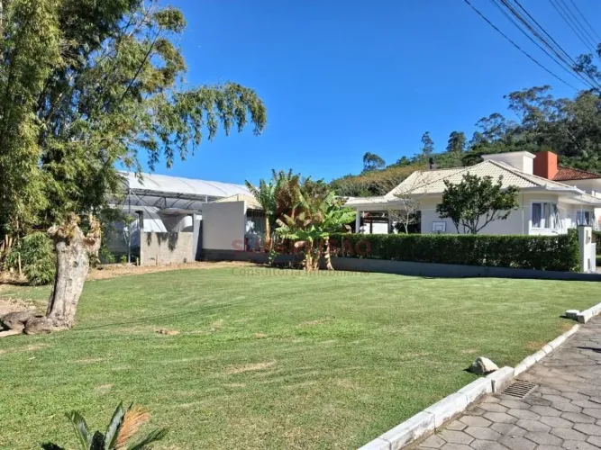 Terreno à venda, 1.435 m² - Sambaqui - Florianópolis/SC