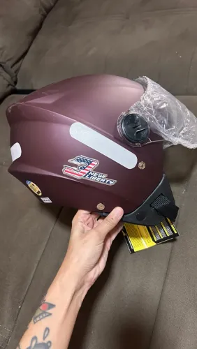 capacete new liberty