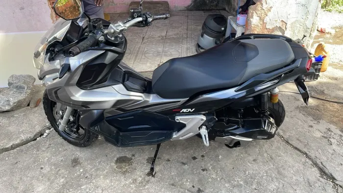 Moto ADV