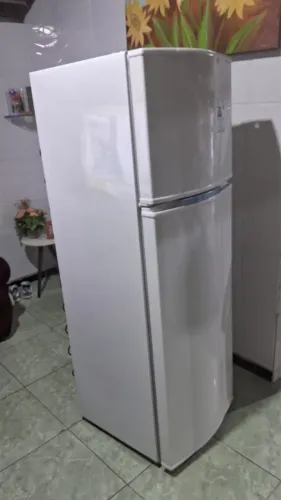Geladeira consul e fogão esmaltec