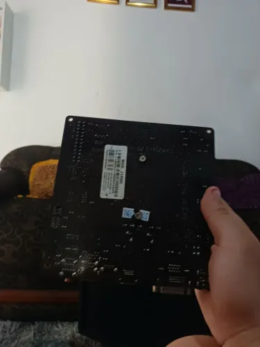 Placa mãe onboard com memória (funcionando tudo e preço pra sair logo)