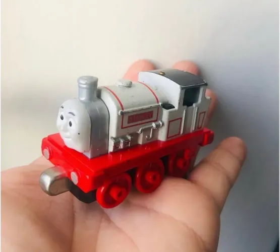 Locomotiva de ferro Stanley. Leia abaixo 