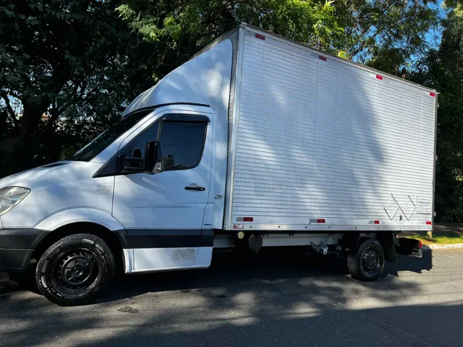Mercedes-Benz Sprinter 311 Chassi E. Longa 2.2 Diesel 2013