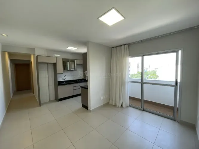 Apartamento 02 Dormitórios - Zona 07