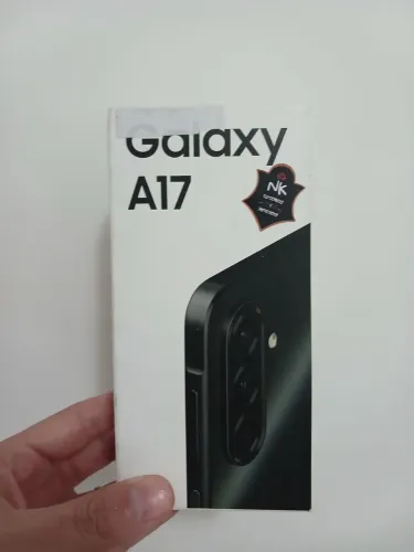 Galaxy a17 4G 8 GB RAM 256 GB, comprado em 06/07/2026, possui nota fiscal