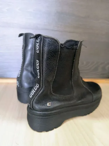 Bota em couro legitimo Tratorada Colcci origina, 34l