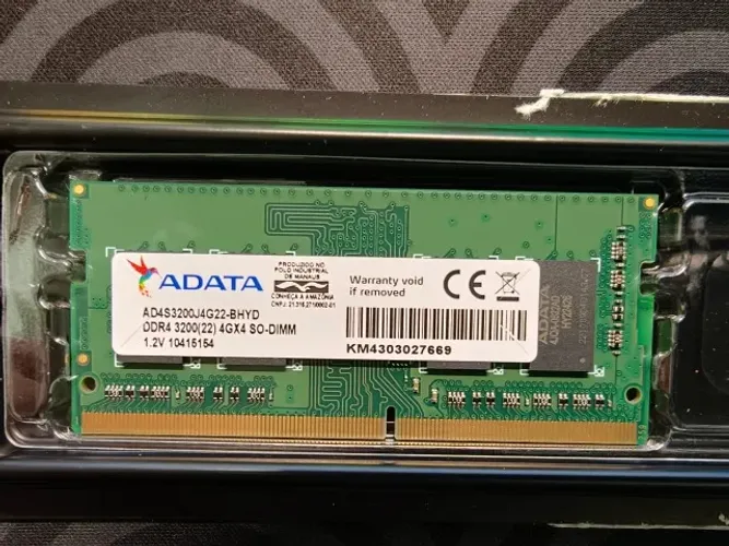 Memória RAM ADATA 4 GB DDR4 3200 MHz SO-DIMM para notebook