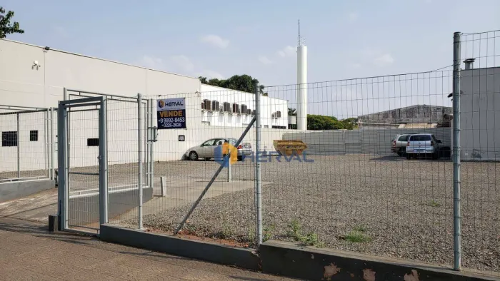 (Aceito troca) Terreno à venda, 600 m² por R$ 1.200.000 - Centro - Sarandi/PR