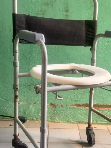 Cadeira de Banho pra sair rápido.