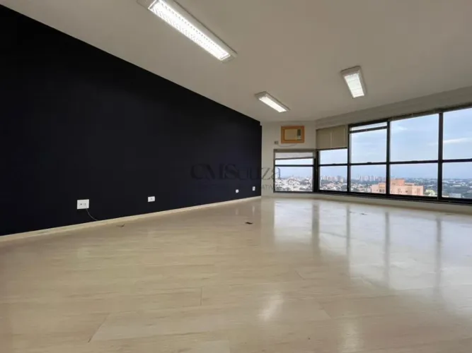 Sala comercial para alugar com 73m² na esquina da Higienópolis com JK