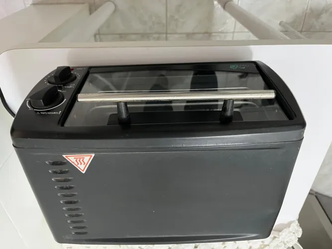 Forninho marca Confilar 110w