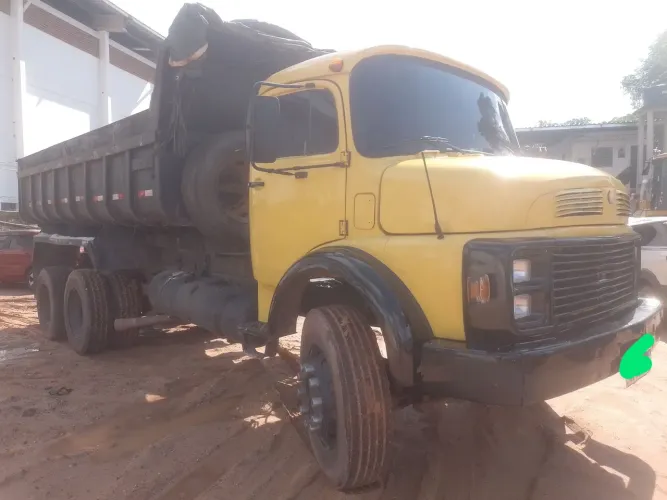 CAMINHÃO BASCULANTE MB 2214