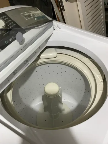 Lavadora GE Intelligence de 13 kg