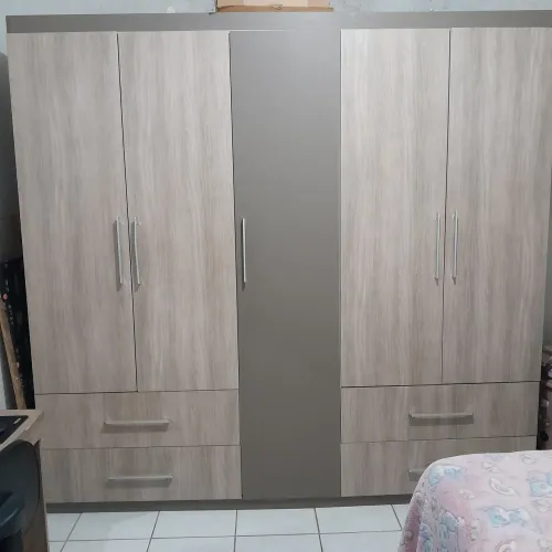 Guarda roupa casal