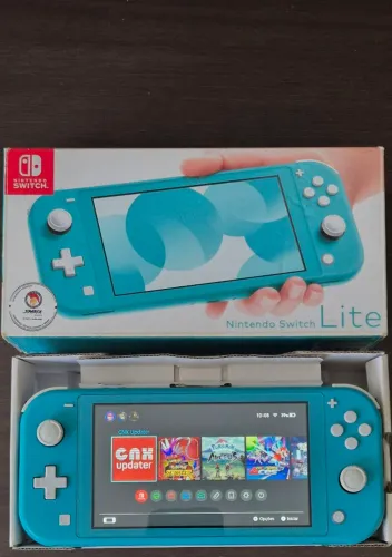 NINTENDO SWITCH LITE - 128GB DESBLOQUEADO