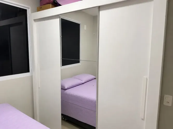 Guarda roupa de solteiro