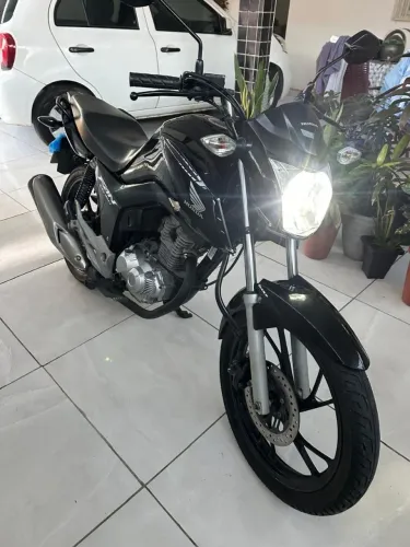 Honda CG 2024 Emplacada 2026