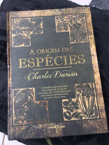 A Origem das Espécies + Einstein no Espaço-Tempo