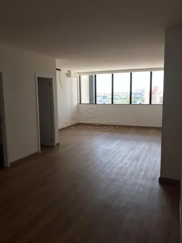 Sala Comercial | 50 m² | Ar-Condicionado | Localização Estratégica