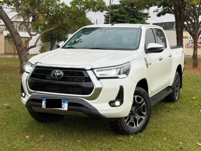 Toyota Hilux CD SRX 4X4 2.8 TDI 16V Diesel Aut. 2021