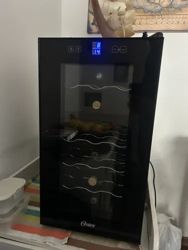 Adega Oster Dual Zone 18 Garrafas - Silenciosa Sem Vibração (Linda)