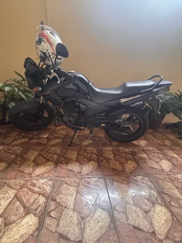 Yamaha Fazer 250 2010 - Excelente estado!