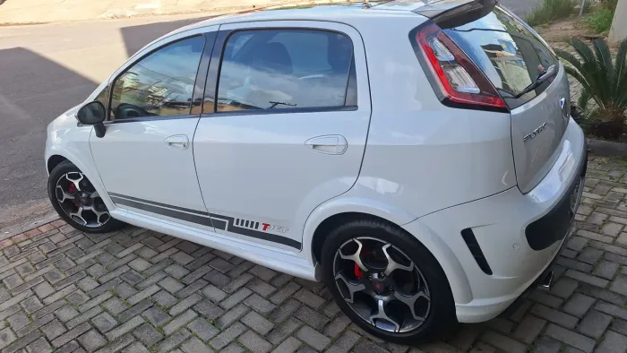Fiat Punto T-jet 1.4 16V Turbo 5P 2013