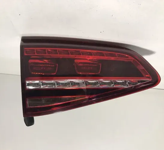 Lanterna Tampa Traseira Esquerda Golf 2014 Led Esquerdo/motorista Vermelho