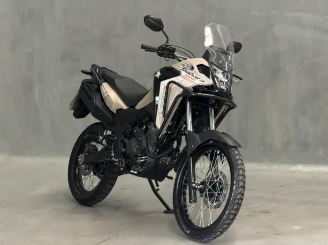 XRE 300 SAHARA ADV 2026<br>Status