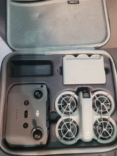 DJI NEO