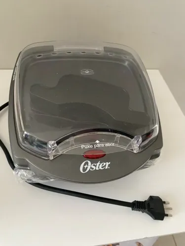 Grill Elétrico Oster Burguer 2 em 1, 110V,