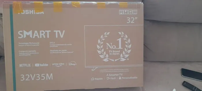 Vendo tv 32 novinha