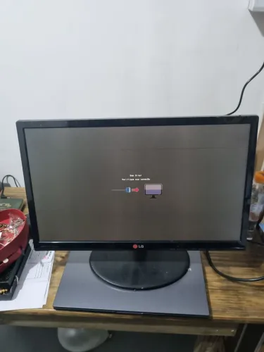 Monitor LG FLATRON 22EA53T-P - Leia