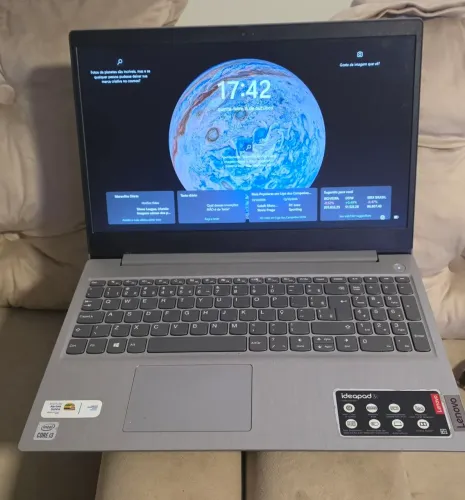 Notebook Lenovo em Excelente Estado de Conservação - Ótima Oportunidade!