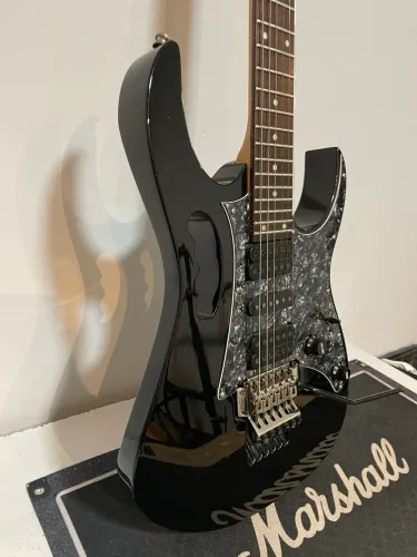Ibanez Signature Séries Steve Vai