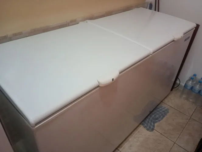Freezer horizontal Metal frio 2 portas 