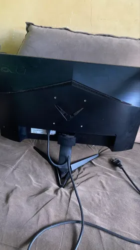 Monitor ACER 144hz (com defeito)