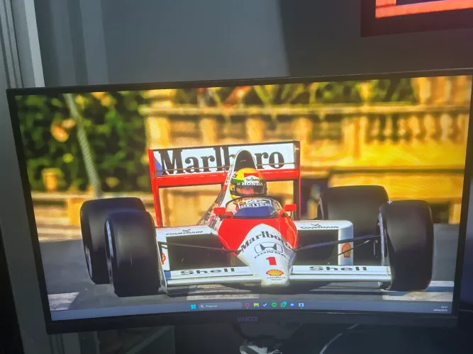 Monitor Gamer Curvo 180hz 24Pol + Braço Articulado