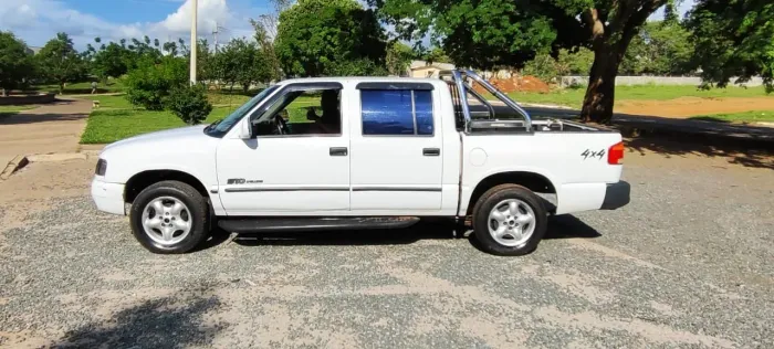 Chevrolet S10 P-up Luxe 2.5 4X4 CD TB MAX HST Dies 1998